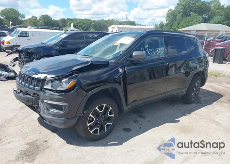 2019 Jeep Compass Trailhawk 4X4 z USA, uszkodzony, nr VIN 3C4NJDDB8KT840443